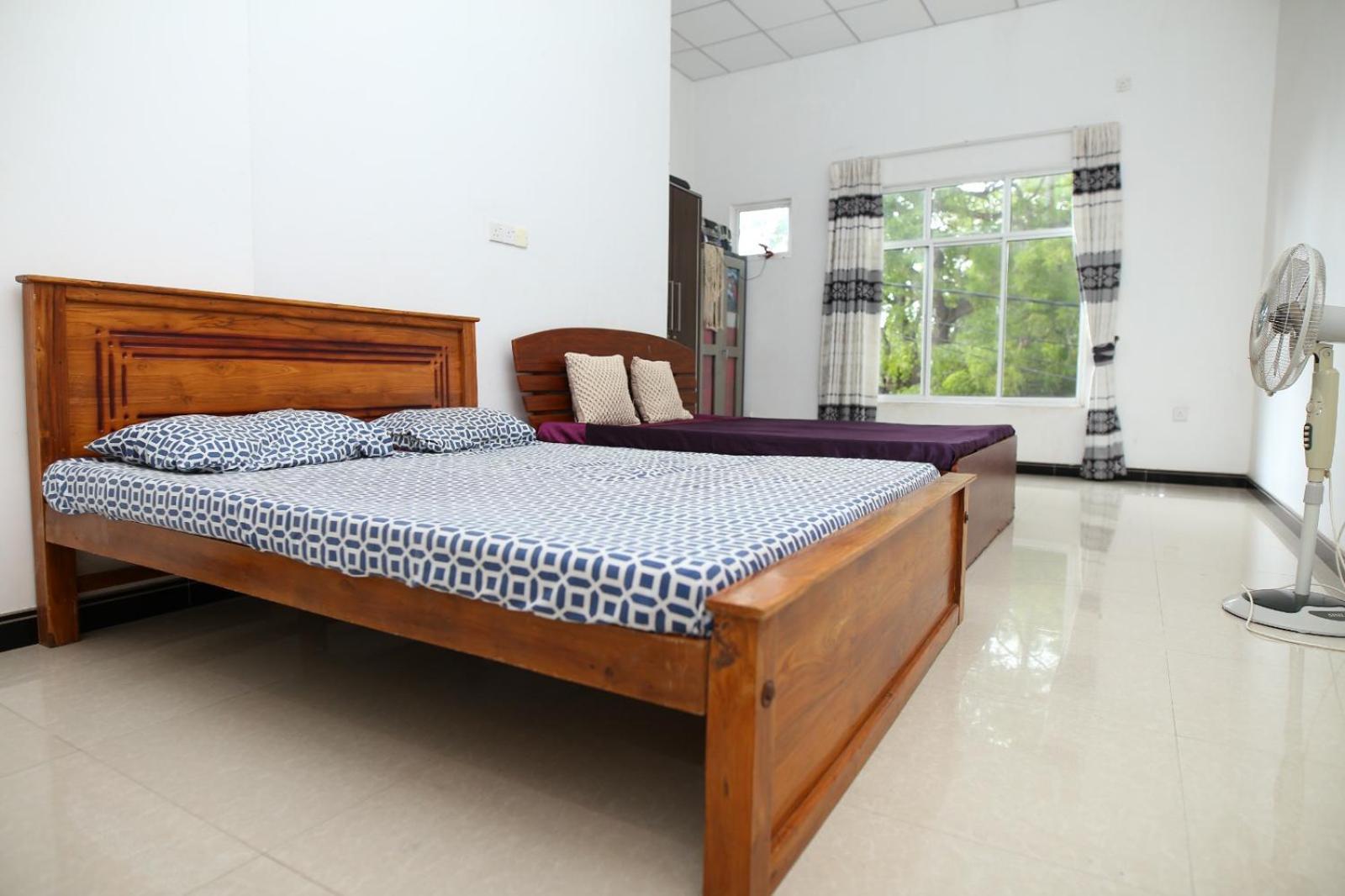 Sujee'S Guest House With Two Bed Rooms Anuradhapura Buitenkant foto