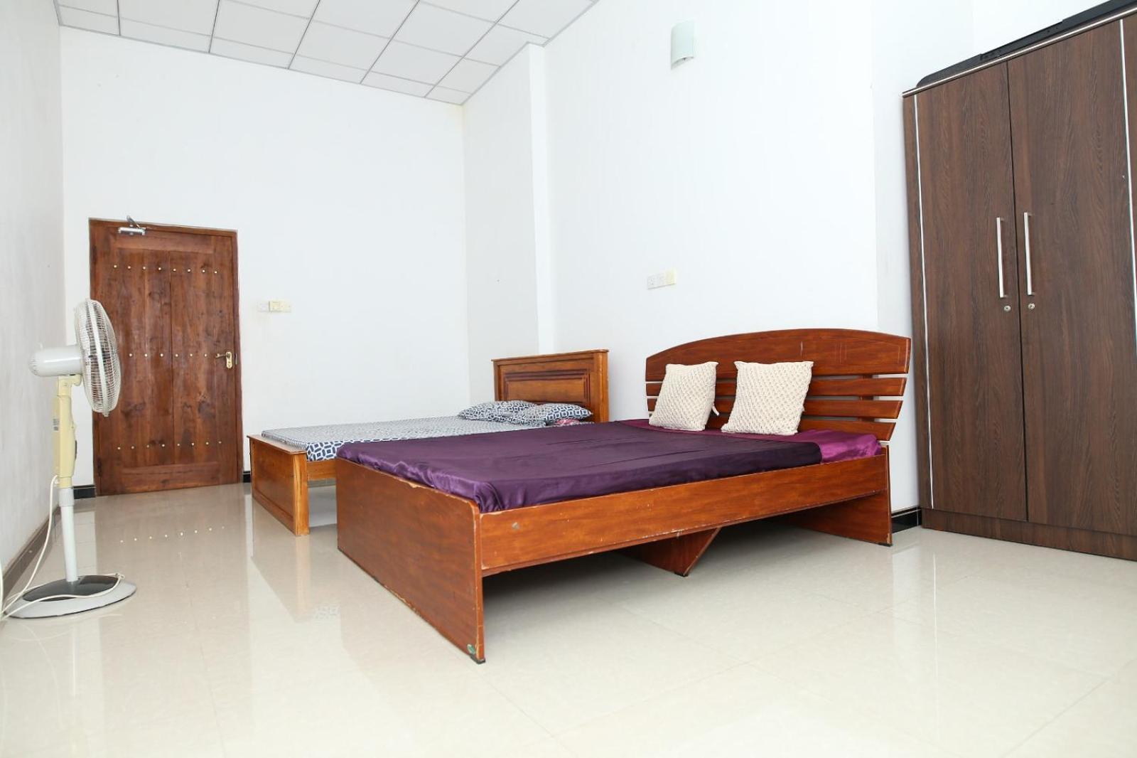 Sujee'S Guest House With Two Bed Rooms Anuradhapura Buitenkant foto