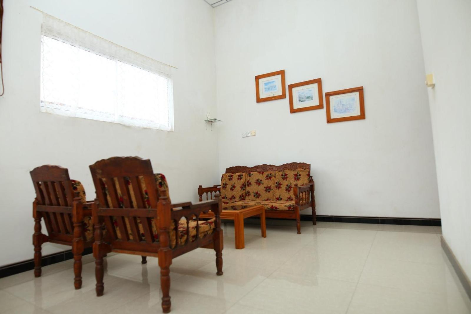 Sujee'S Guest House With Two Bed Rooms Anuradhapura Buitenkant foto
